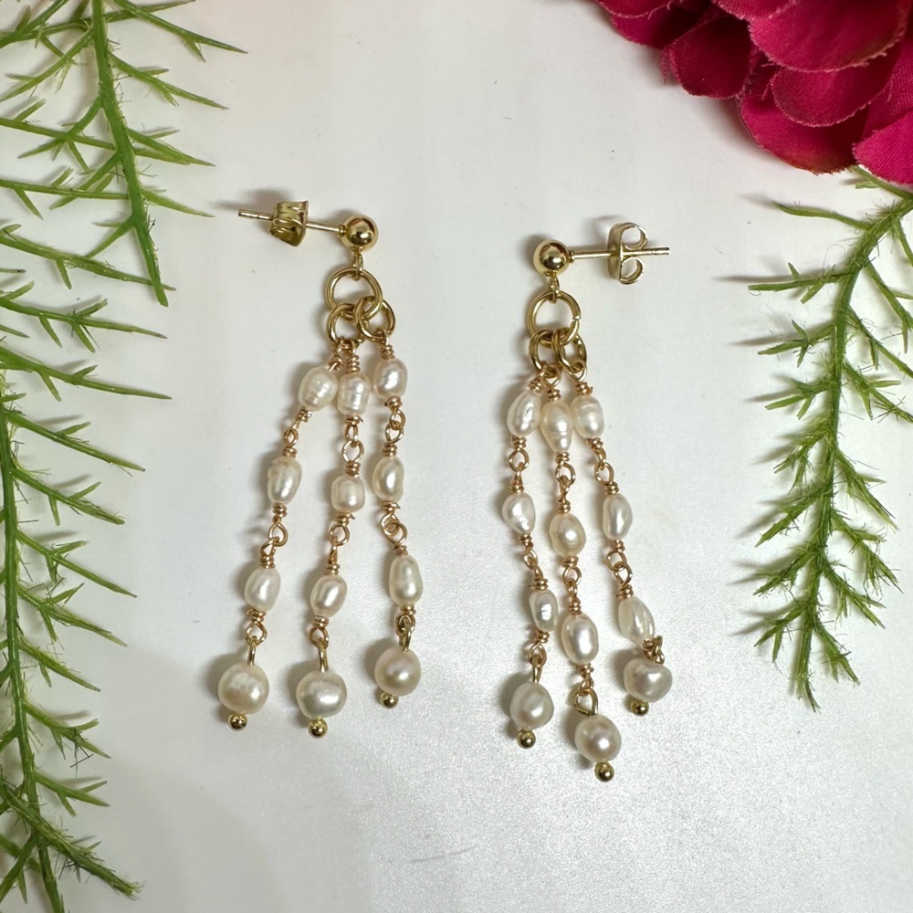 NEW⚜️Freshwater Pearl Chandelier Earrings - Picture 2 of 5